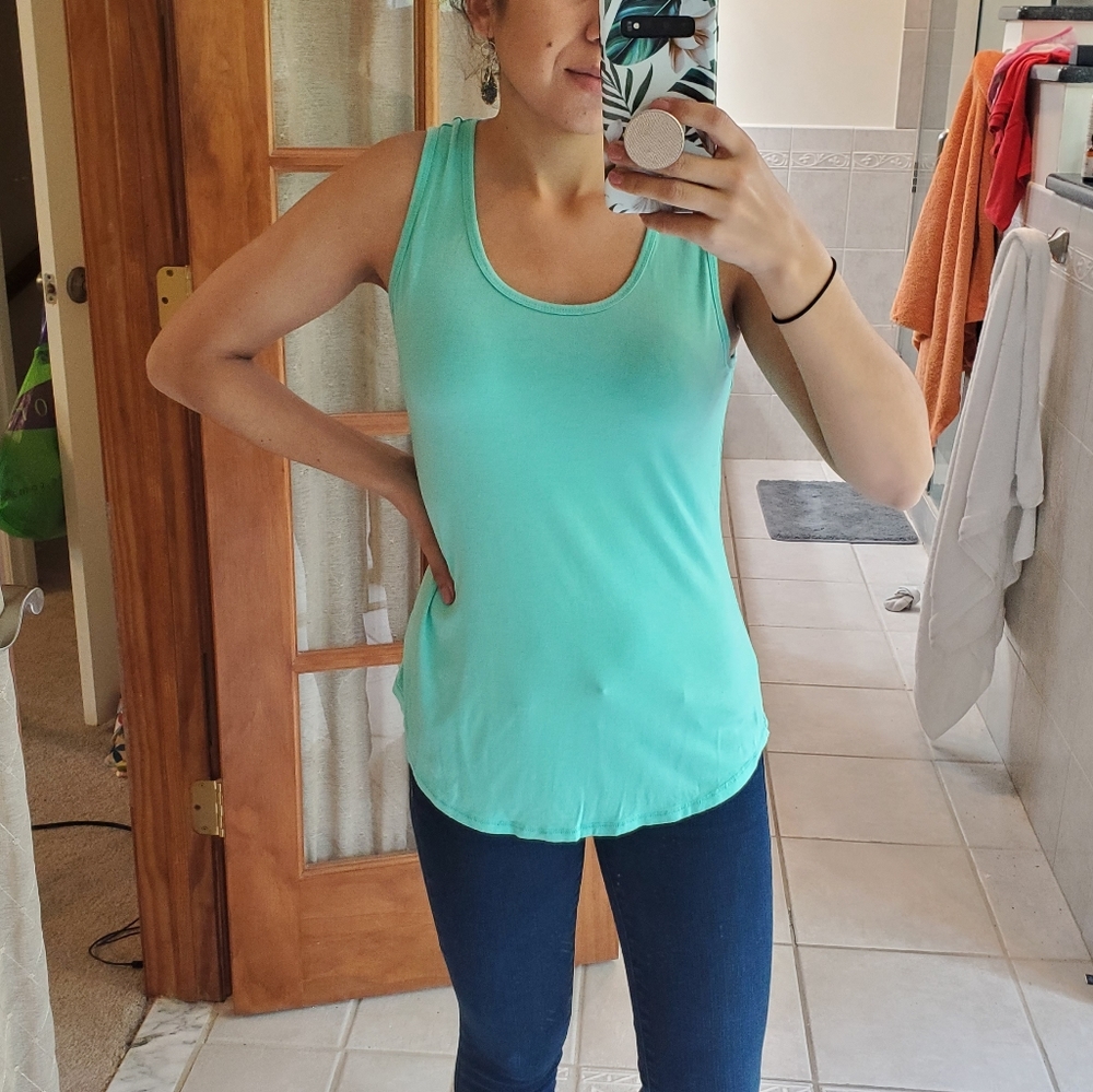 Lularoe tank toe